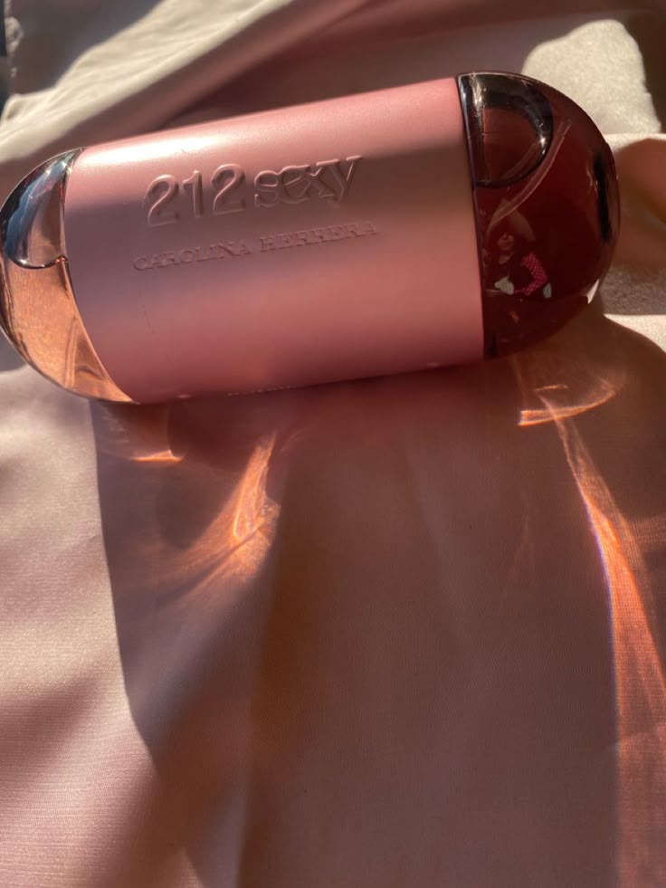 212 Sexy Carolina Herrera